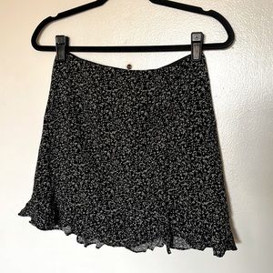 forever 21 floral ruffle black skirt
